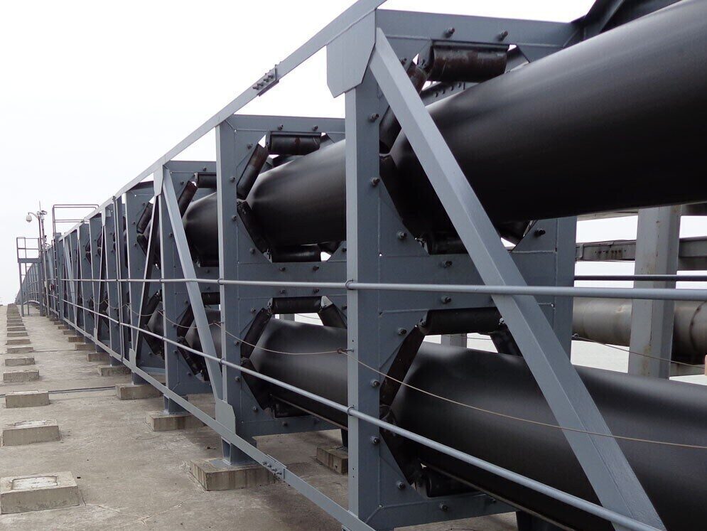 Pipe conveyor belt application